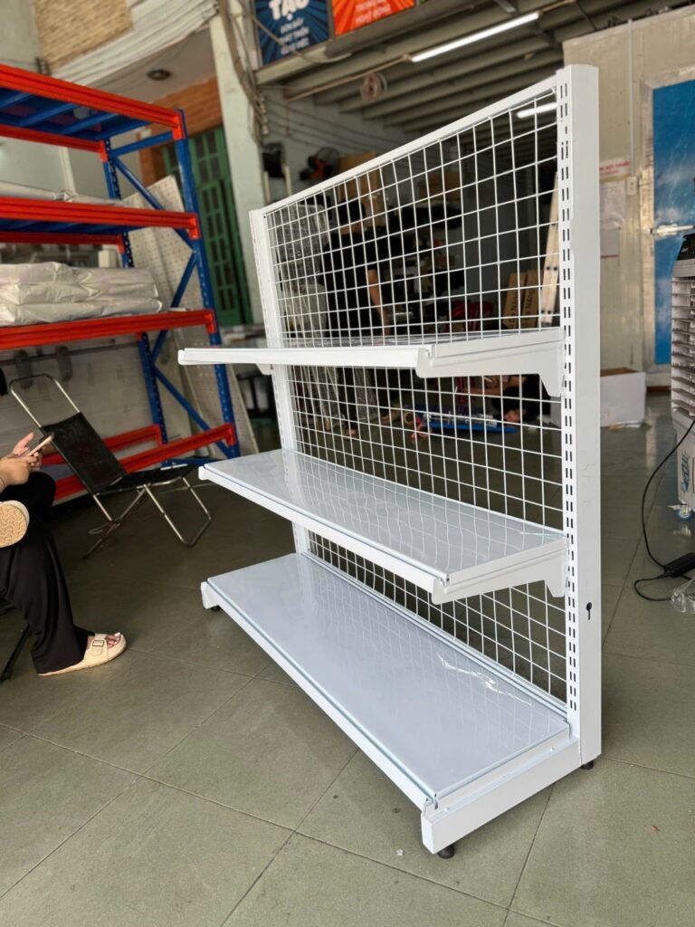 Kệ siêu thị đơn 3 tầng trưng bày hàng hóa, chiều dài 1200mm rộng 410mm.