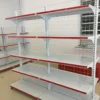 Kệ đôi siêu thị 5 tầng nhỏ gọn màu trắng xám đặt tại không gian sự kiện