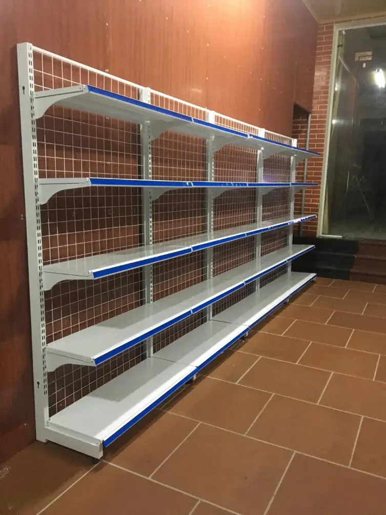 Kệ đơn siêu thị 5 tầng màu trắng xám dài 90cm đặt tại sự kiện