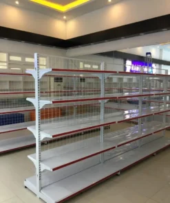 Kệ đôi siêu thị cao 6 tầng rộng 76cm màu trắng xám đặt tại sự kiện