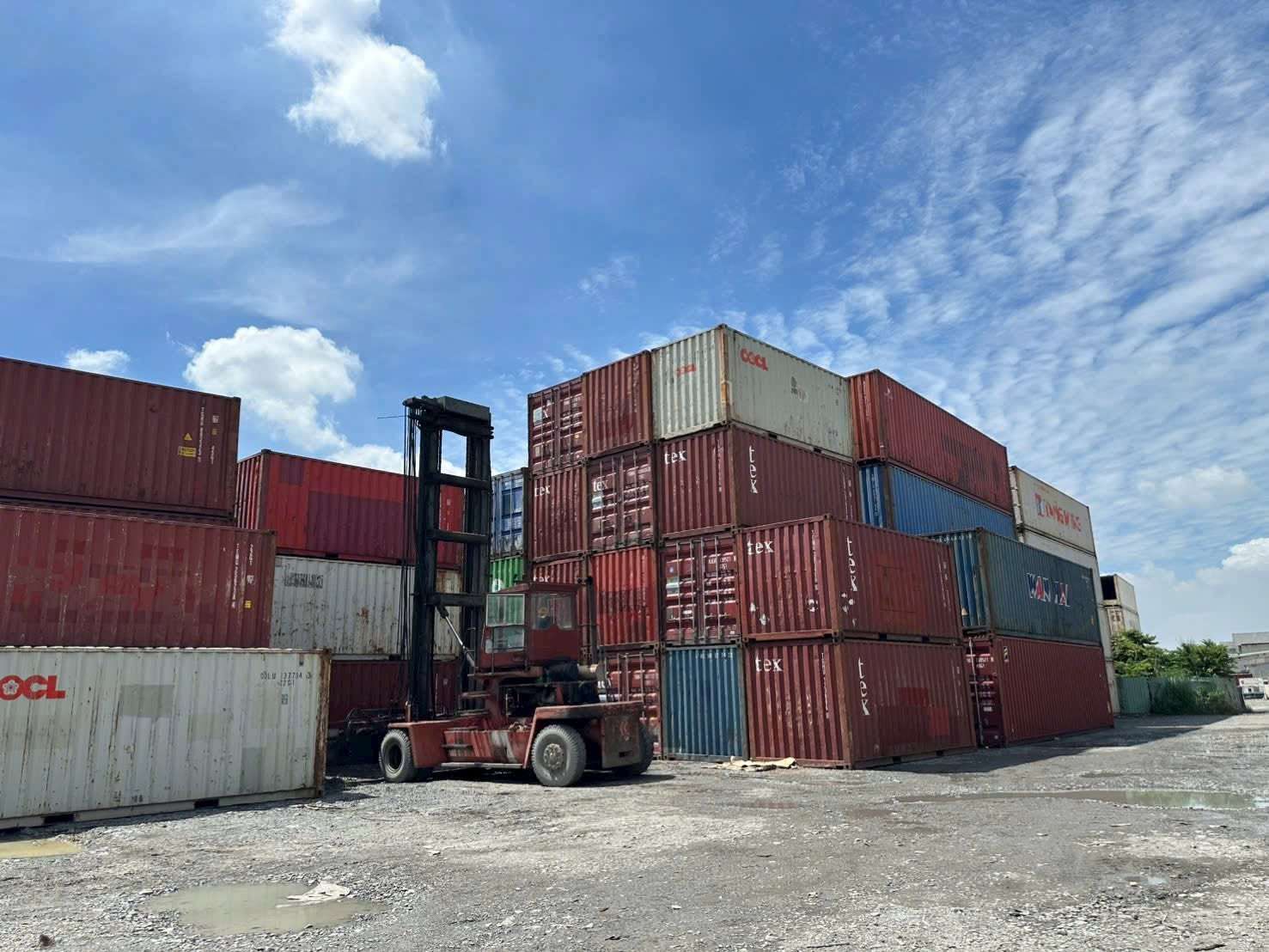 Thuê Container kho 40 feet thường